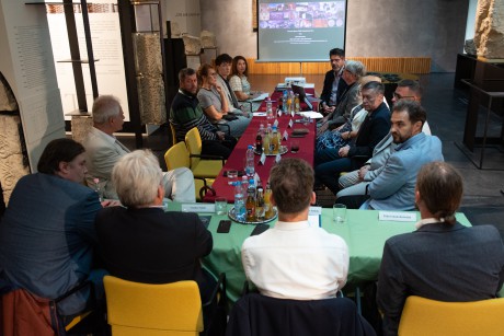 Nagyszabású kiállítást terveznek az Árpád-házat követő királyi dinasztiákról